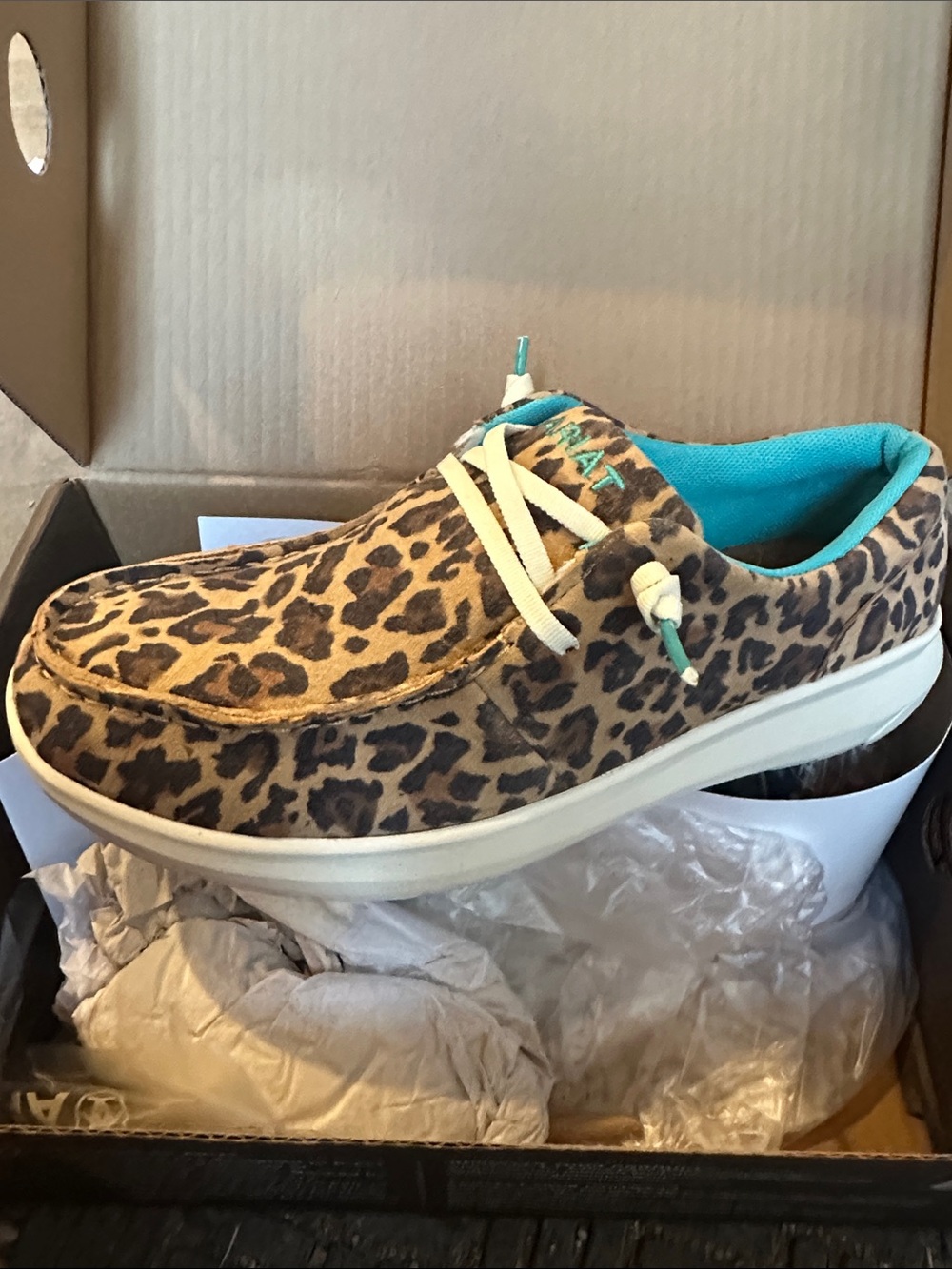 Ariat Leopard Print Slip-On with Turquoise Accents size 9 Women’s